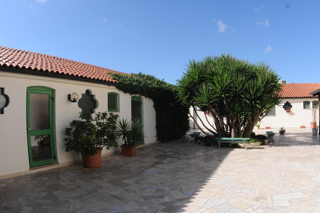Hotel Masseria Marziale ブリンディジ エクステリア 写真