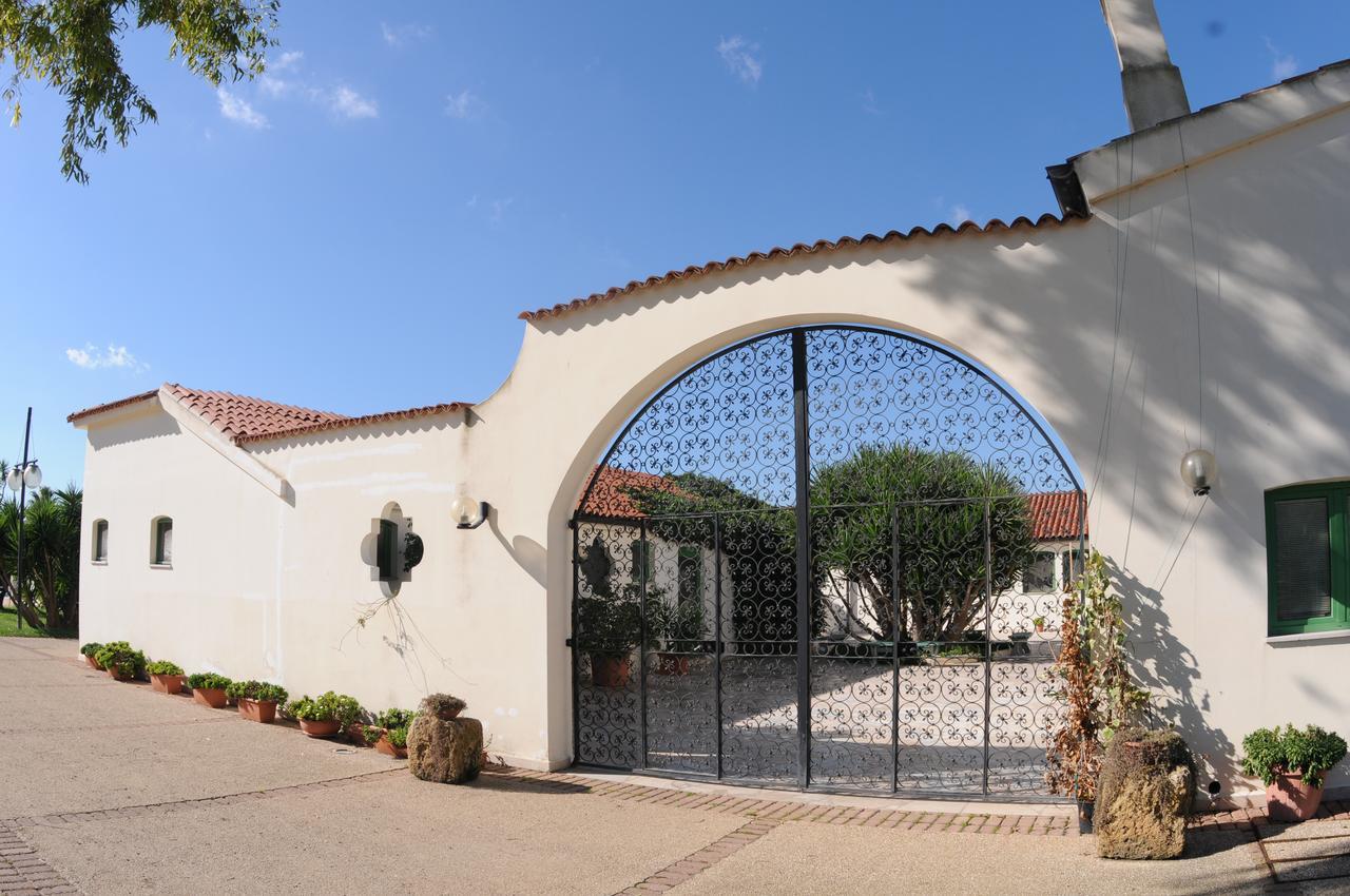 Hotel Masseria Marziale ブリンディジ エクステリア 写真
